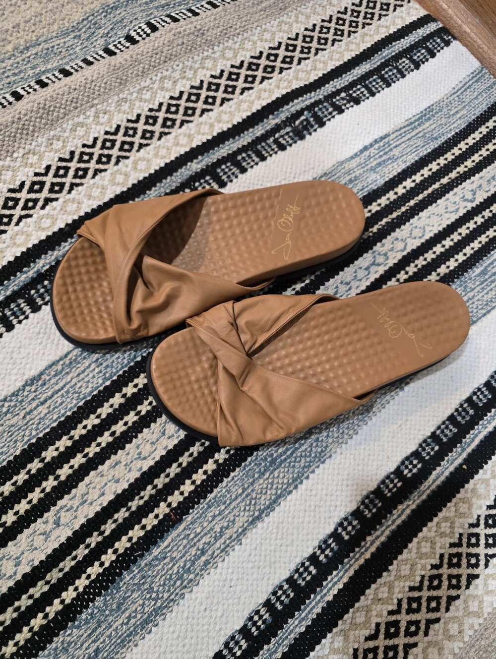 Joan Oloff Sadie Camel Soft Nappa Comfort Minimalist sandals 10